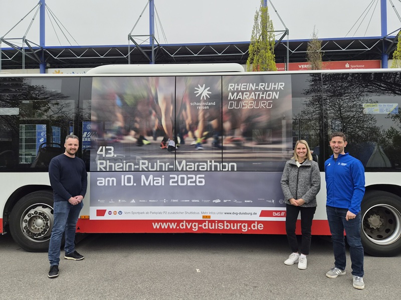 04 14 Rollende Werbung fr den 43 schauinsland reisen Rhein Ruhr Marathon